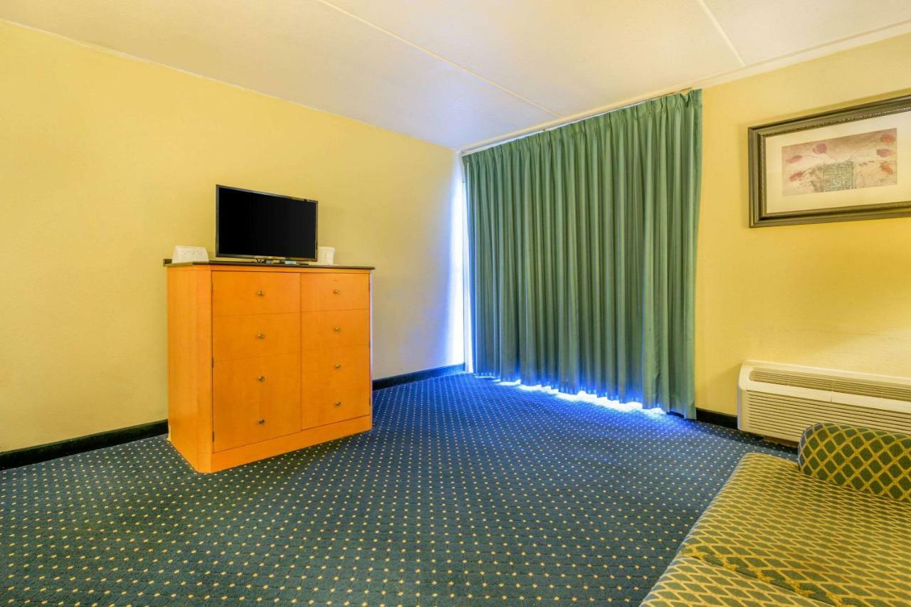 Aire Hotel Lebanon Hershey エクステリア 写真