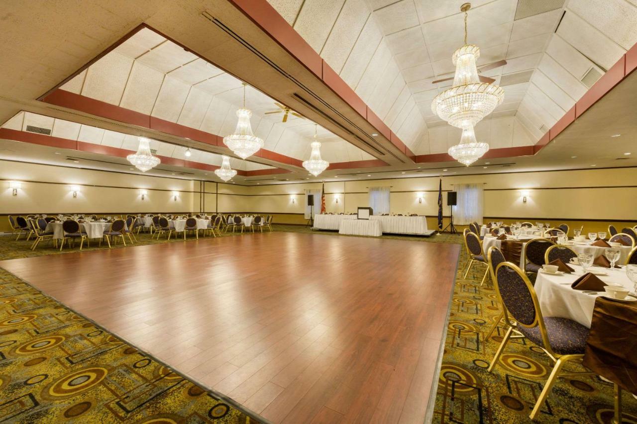 Aire Hotel Lebanon Hershey エクステリア 写真